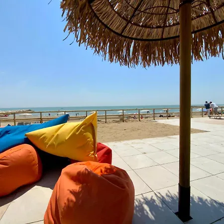 Volare Camp In Villaggio San Francesco אתר קמפינג *